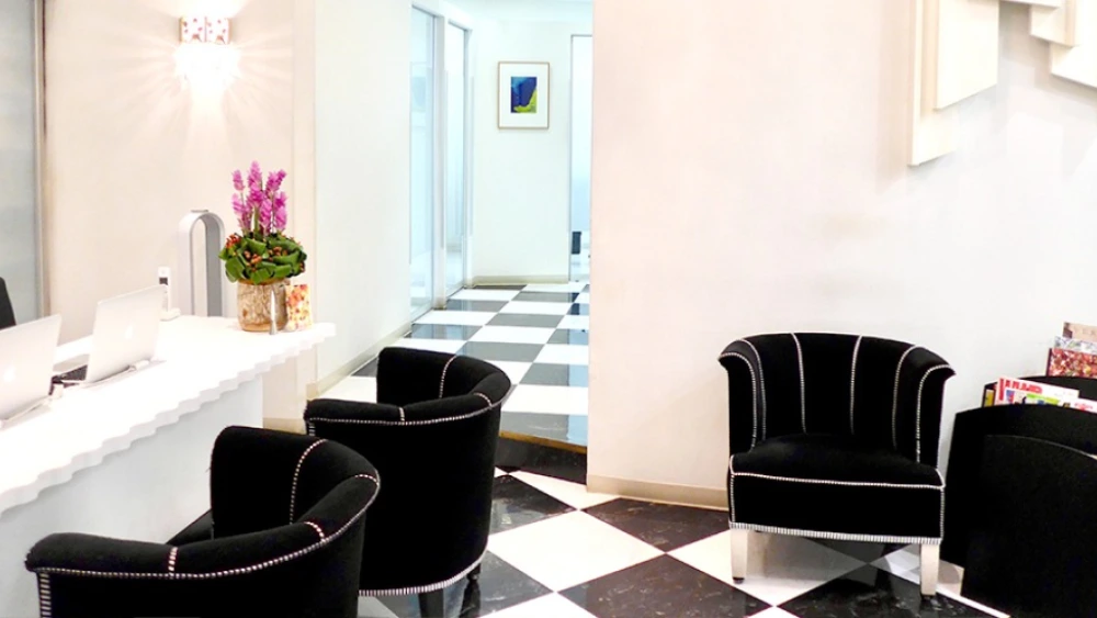 汐留デンタルクリニック セラミック治療の画像