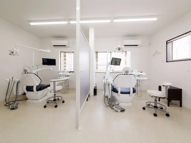 希望ヶ丘デンタル セラミック治療の画像